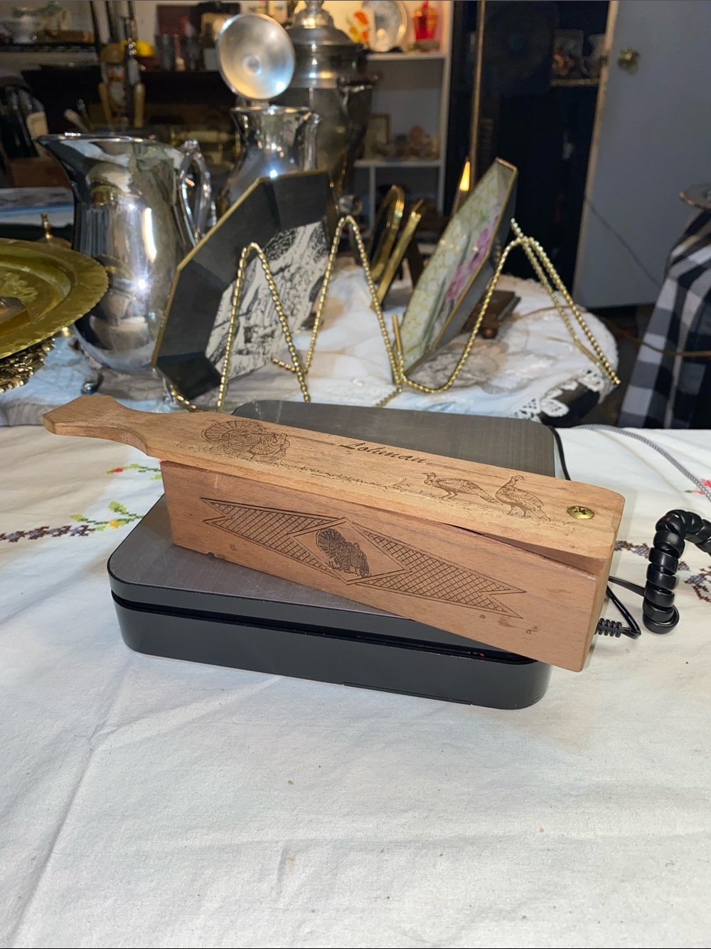 Vintage Lohman dual chamber wood turkey box game call with engraved bird scene
